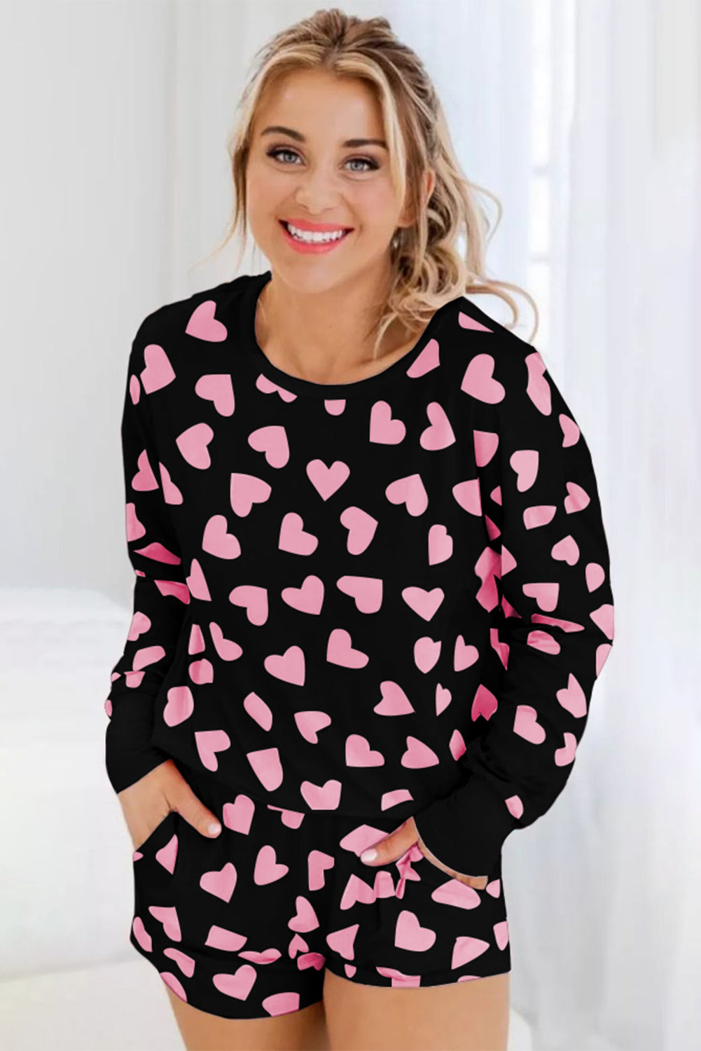 Heart Shape Print Black Long Sleeve Top Shorts Lounge Set