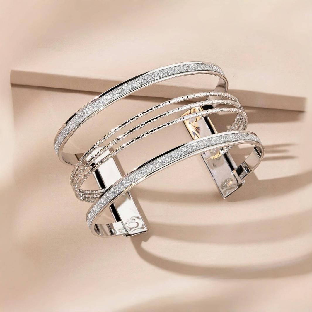 Bracelet géométrique creux givré à personnalité polyvalente