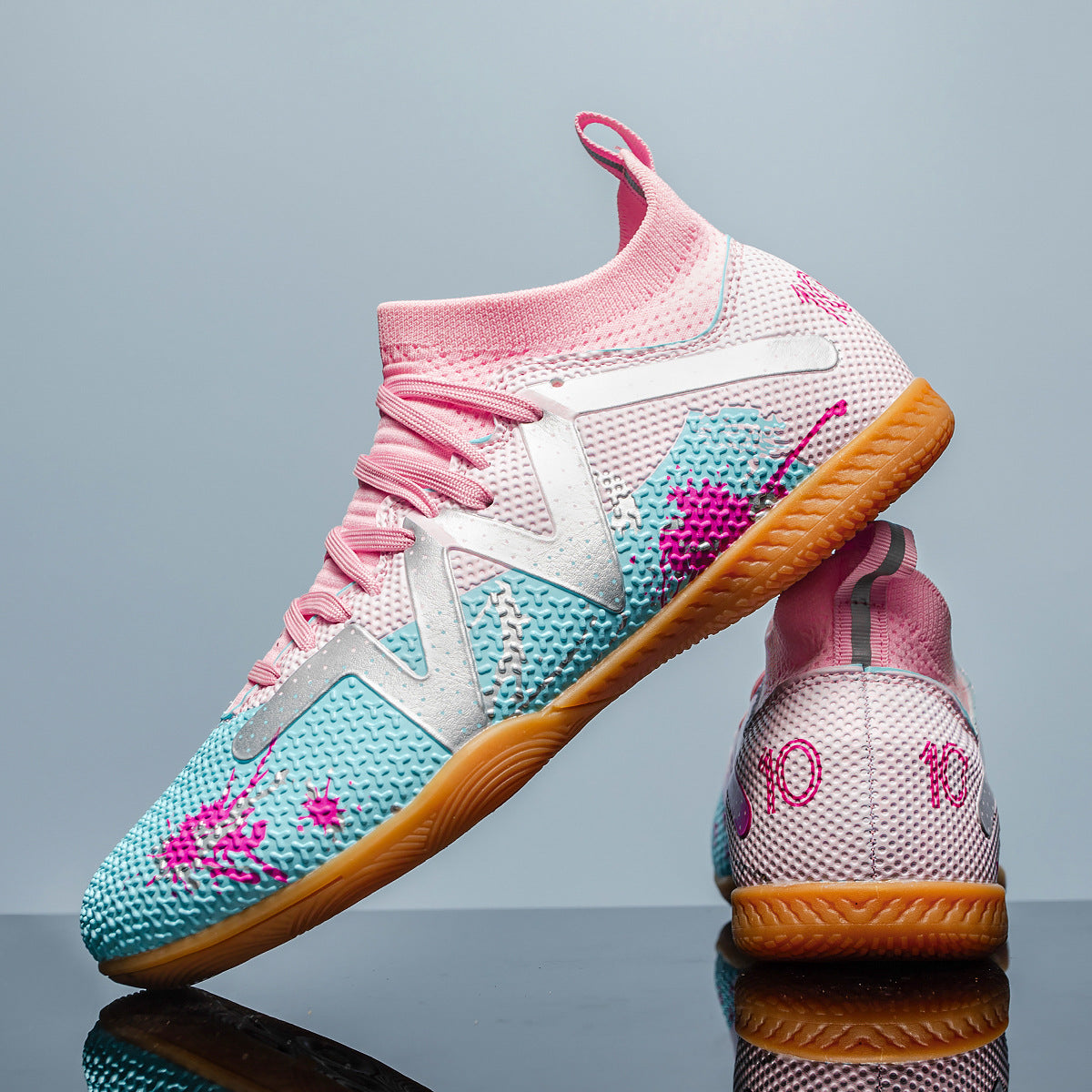 Chaussures de football plates pour jeunes hommes