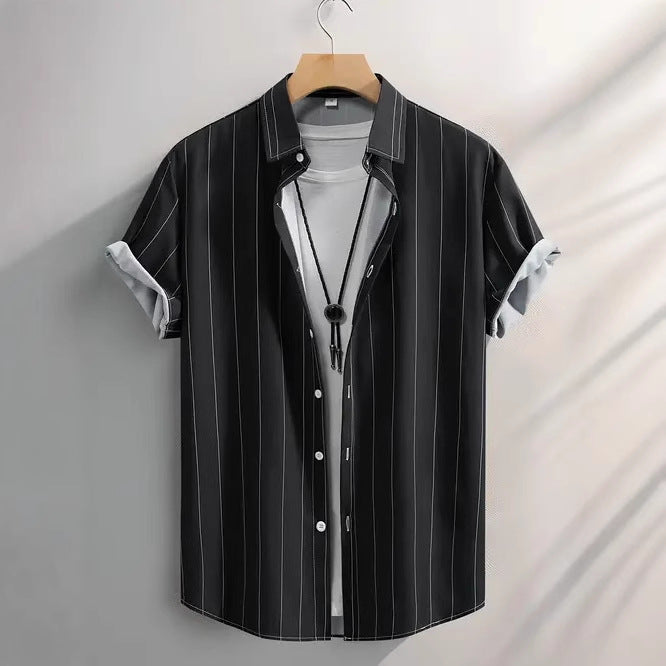 Camisa de cuello alto de manga corta con rayas de tendencia de moda de verano para hombre