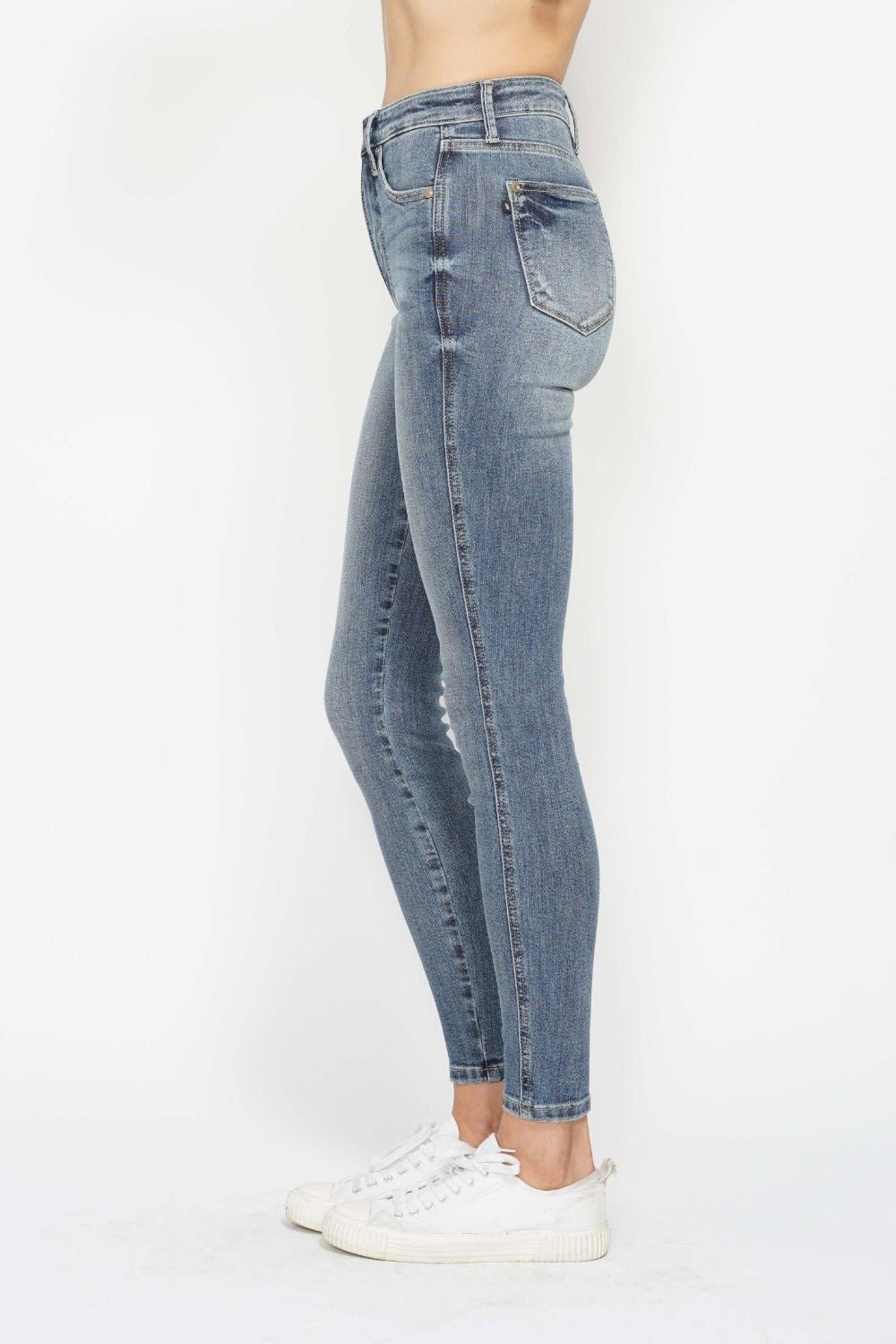 Judy Blue Full Size Tummy Control Contrast Wash Skinny Jeans-4